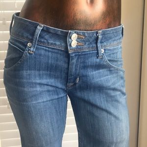 Hudson Mid Rise Collin Skinny